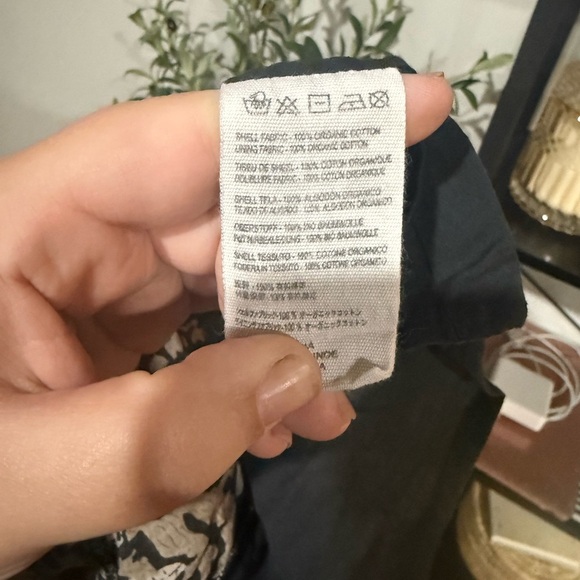 Cleobella Black and Cream Ruffled Graphic Blouse size xs - Picture 10 of 10